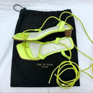 Square Toe Cindy Tie Sandal in Strappy Green